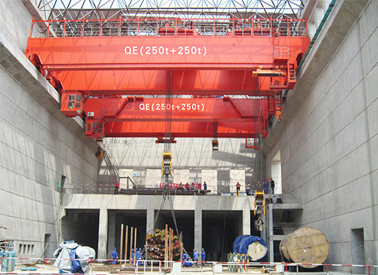 Heavy Duty Crane Manufacturer